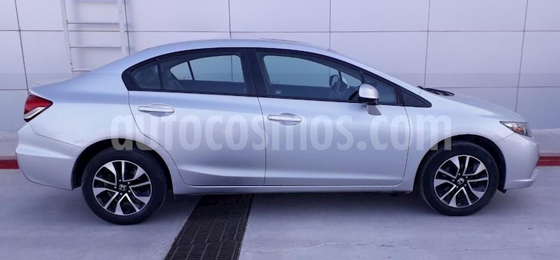 foto Honda Civic EXL 1.8L Aut usado (2013) color Plata precio $165,000