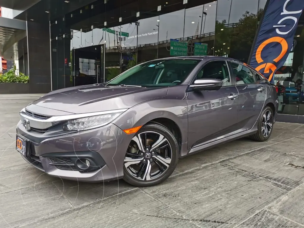 foto Honda Civic Touring Aut usado (2018) color Gris precio $380,000