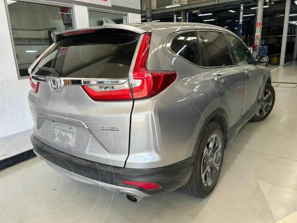 foto Honda CR-V Turbo Plus usado (2019) color Plata Lunar precio $360,000