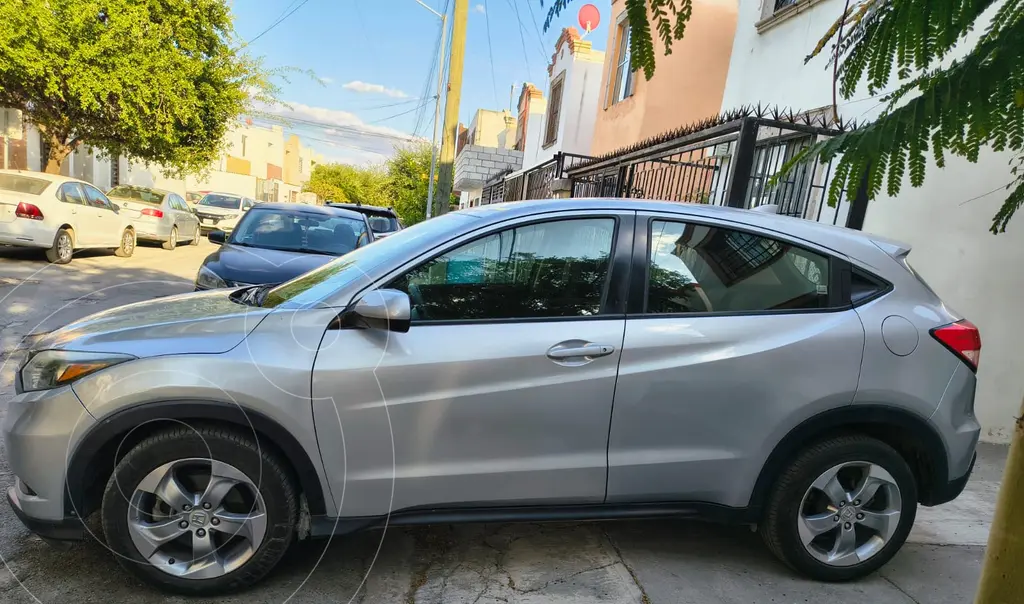 Honda HR-V Uniq 2018