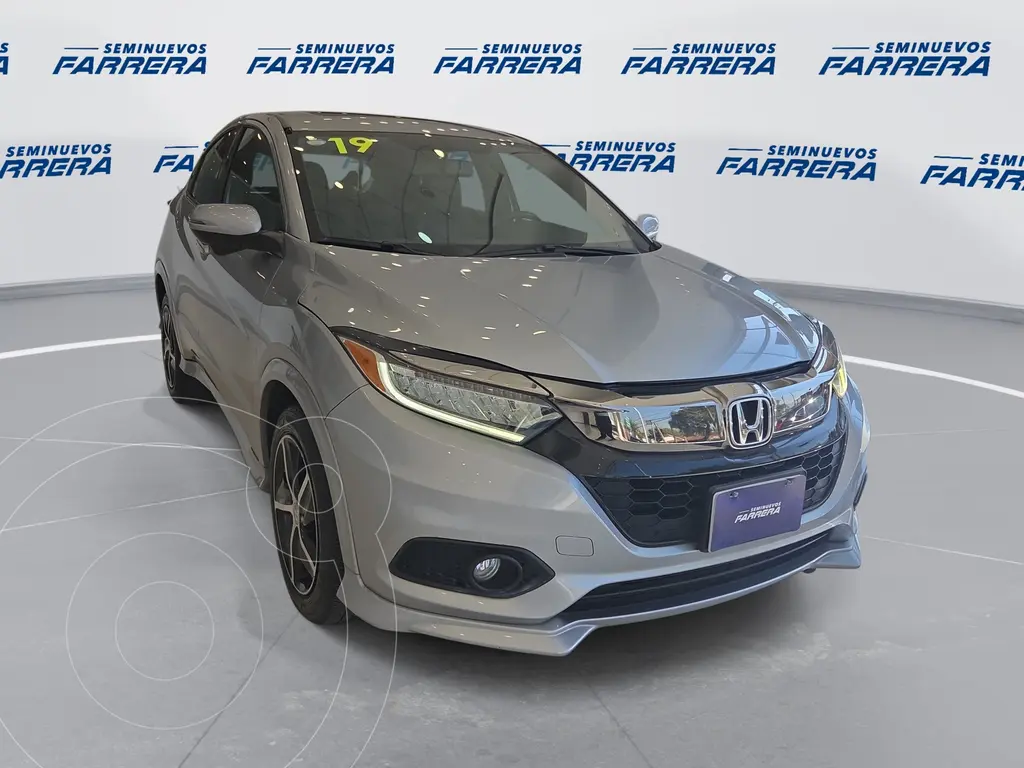 foto Honda HR-V Touring Aut usado (2019) color plateado precio $320,000