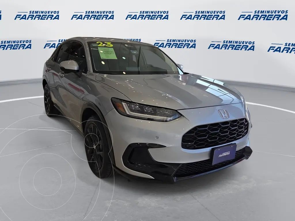 foto Honda HR-V Touring usado (2023) color plateado precio $445,000
