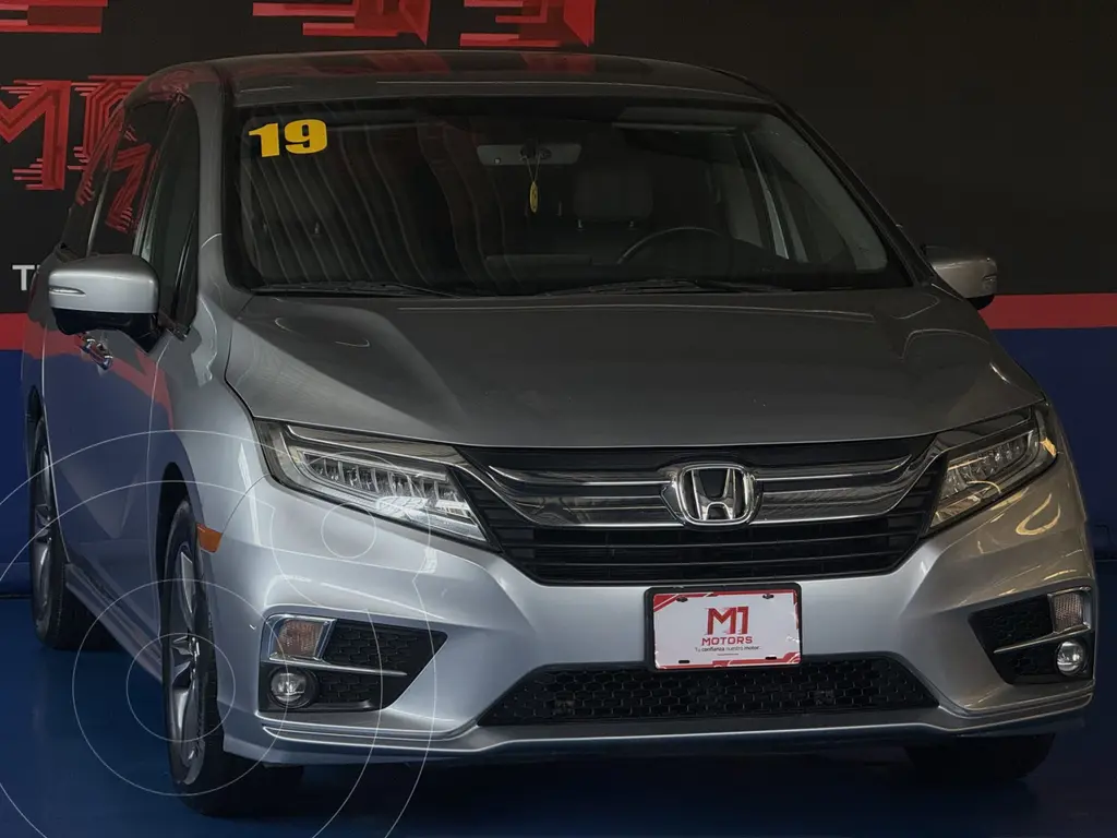 Honda odyssey touring (2019)