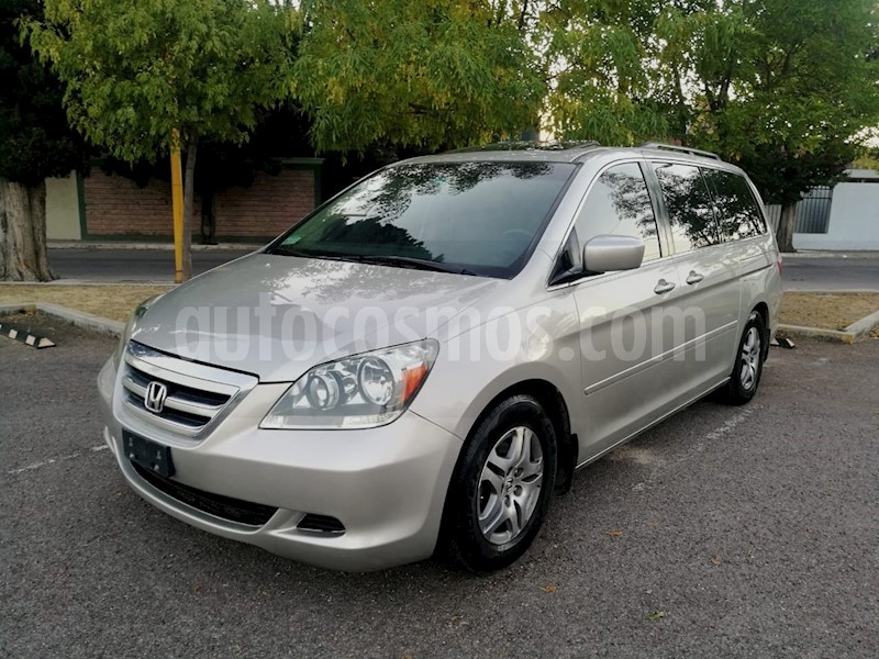foto Honda Odyssey Touring usado