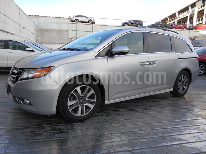 foto Honda Odyssey Touring usado