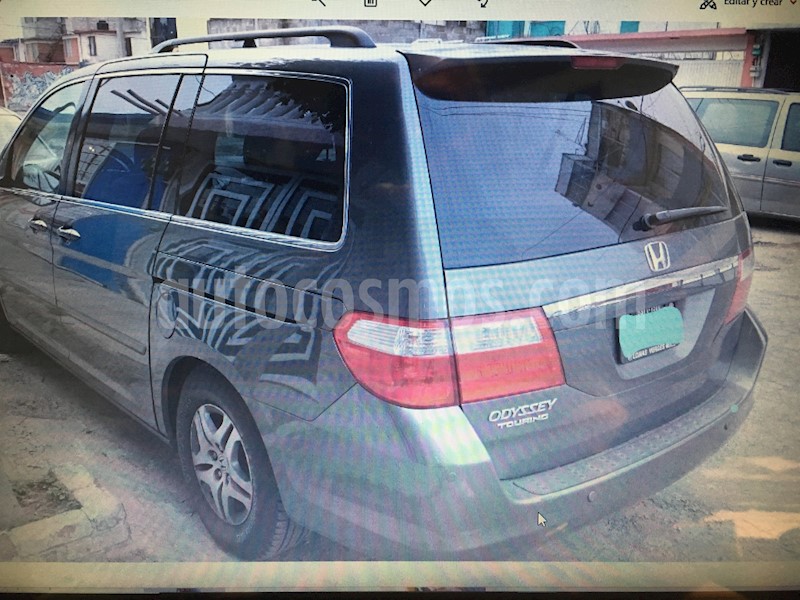foto Honda Odyssey Touring usado