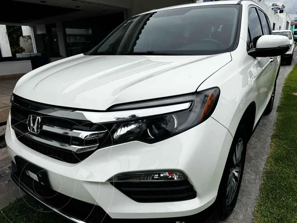 foto Honda Pilot Touring SE usado (2017) color Blanco precio $398,000