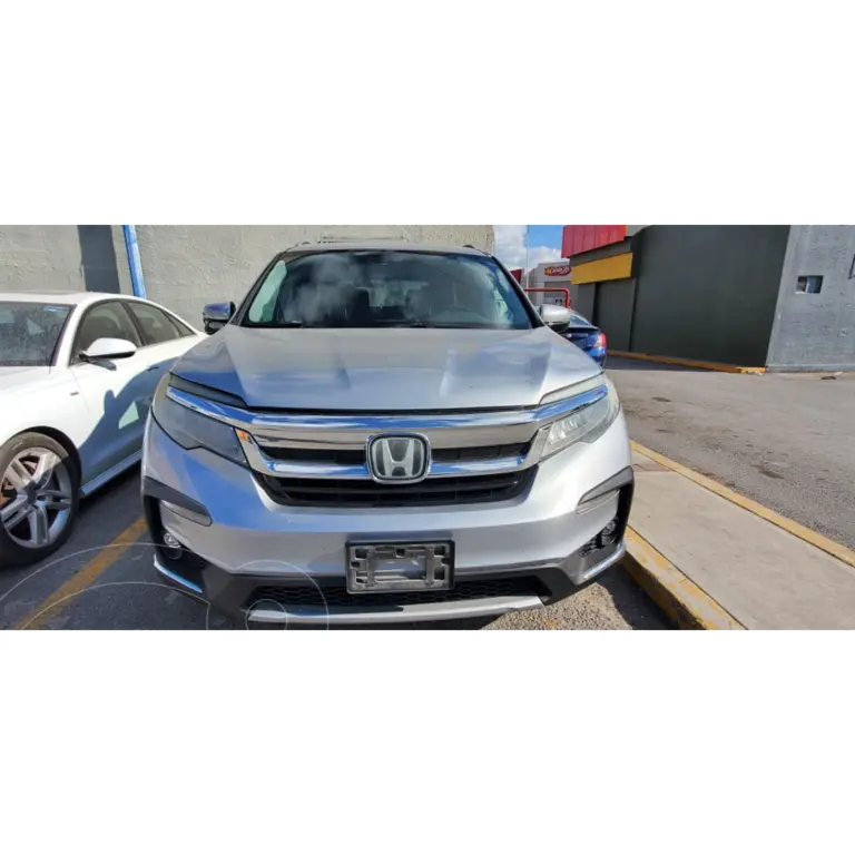 foto Honda Pilot Touring usado (2019) color Plateado precio $370,000