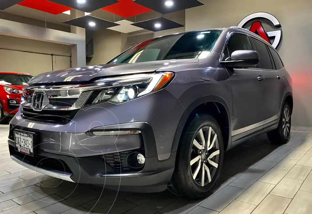 foto Honda Pilot Touring usado (2019) color Acero precio $499,000