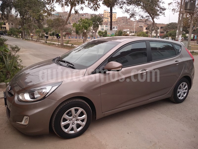 foto Hyundai Accent 1.4L GL Estandar usado