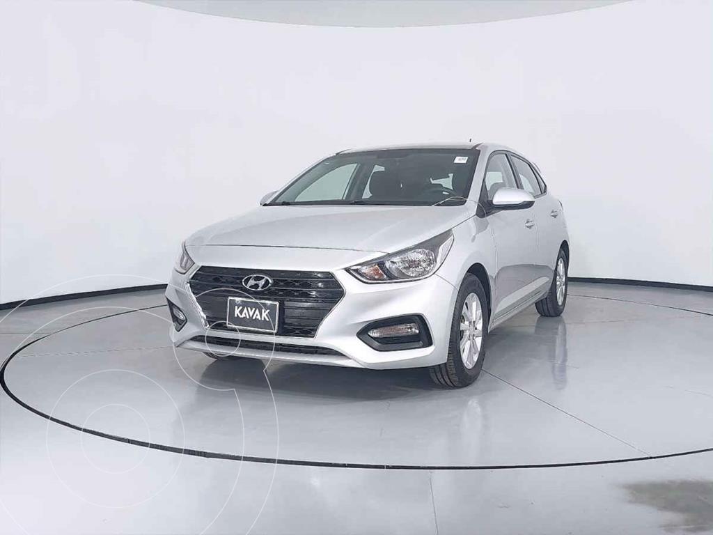 foto Hyundai Accent HB GL Mid usado (2020) color Plata precio $261,999