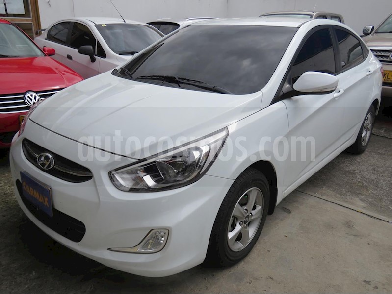 foto Hyundai Accent Vision 1.6 GLS Mec 4P usado