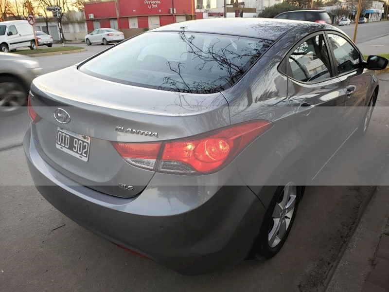 foto Hyundai Elantra 1.8 GLS 5P Aut usado