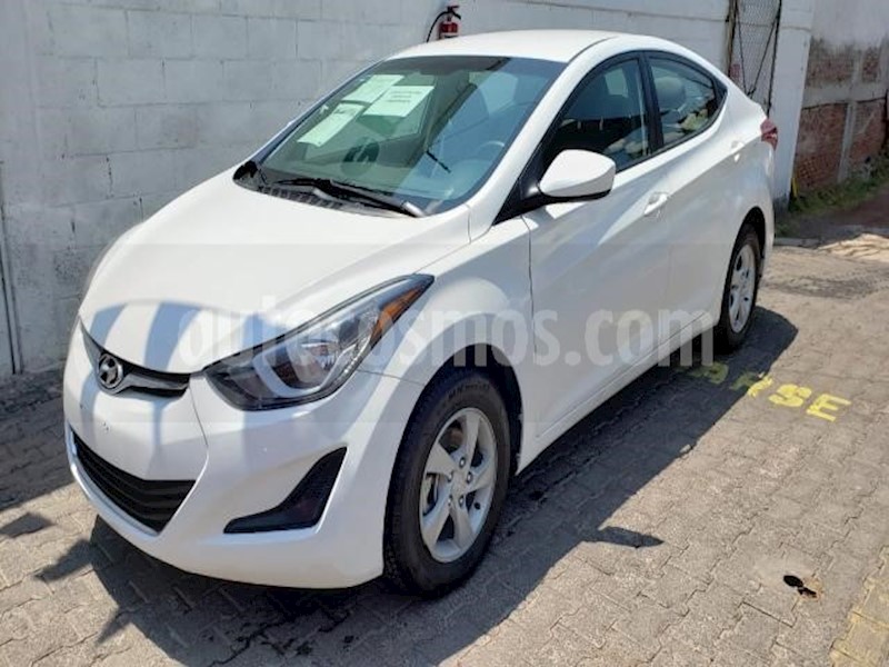 foto Hyundai Elantra 4p GLS L4/1.8 Aut usado