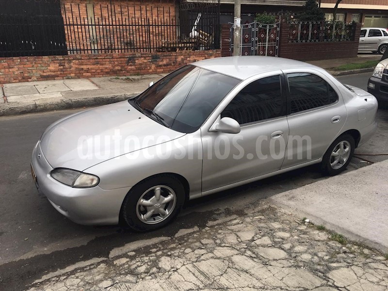 foto Hyundai Elantra GLS. 1800 cc usado