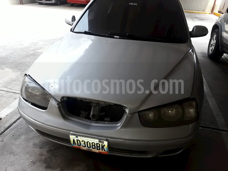 foto Hyundai Elantra GLS 2.0L usado