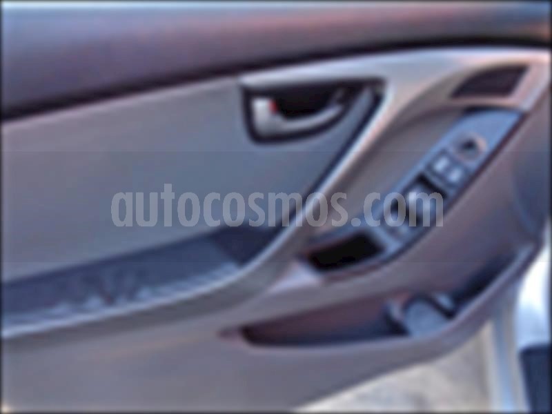 foto Hyundai Elantra GLS Aut usado