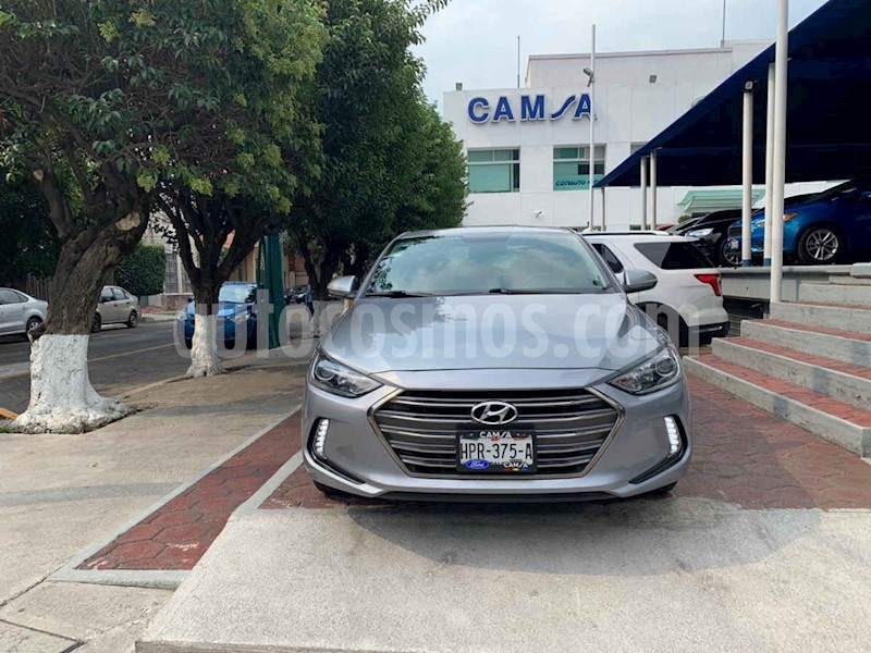 foto Hyundai Elantra Limited Tech Navi Aut usado