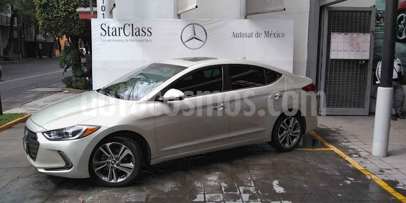 foto Hyundai Elantra Limited Tech Navi Aut usado