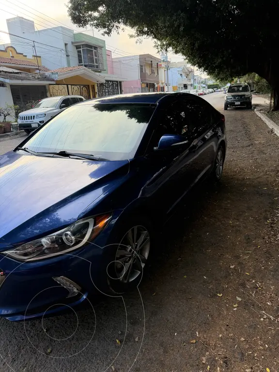 Hyundai Elantra GLS Premium Aut 2018