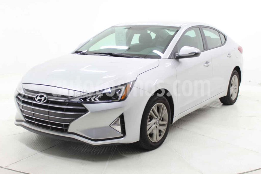 foto Hyundai Elantra GLS Premium Aut usado (2020) color Plata precio $299,000