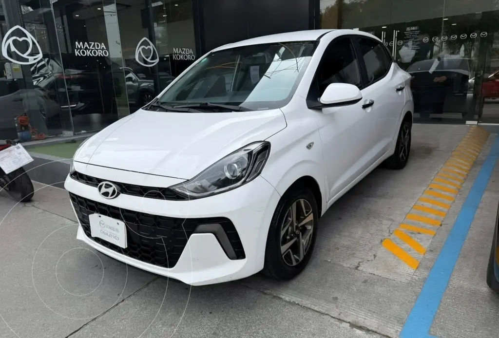 Hyundai Grand i10 Sedán GLS 2024