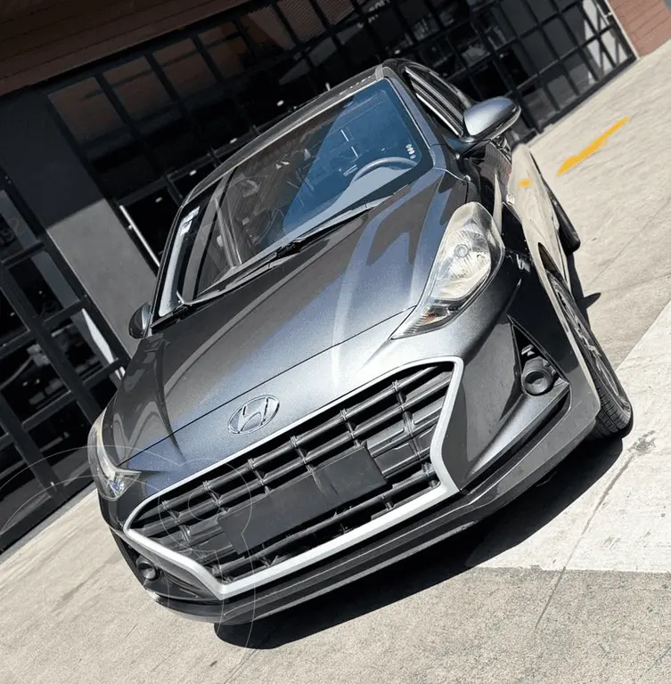 foto Hyundai Grand i10 MID usado (2021) color HYAGREY precio $220,000