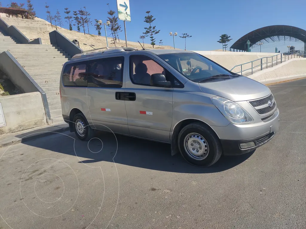 Hyundai H1 Minibus GL TDI usado (2015) color Plata precio u