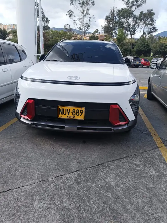 Hyundai Kona HEV Premium usado en Santiago