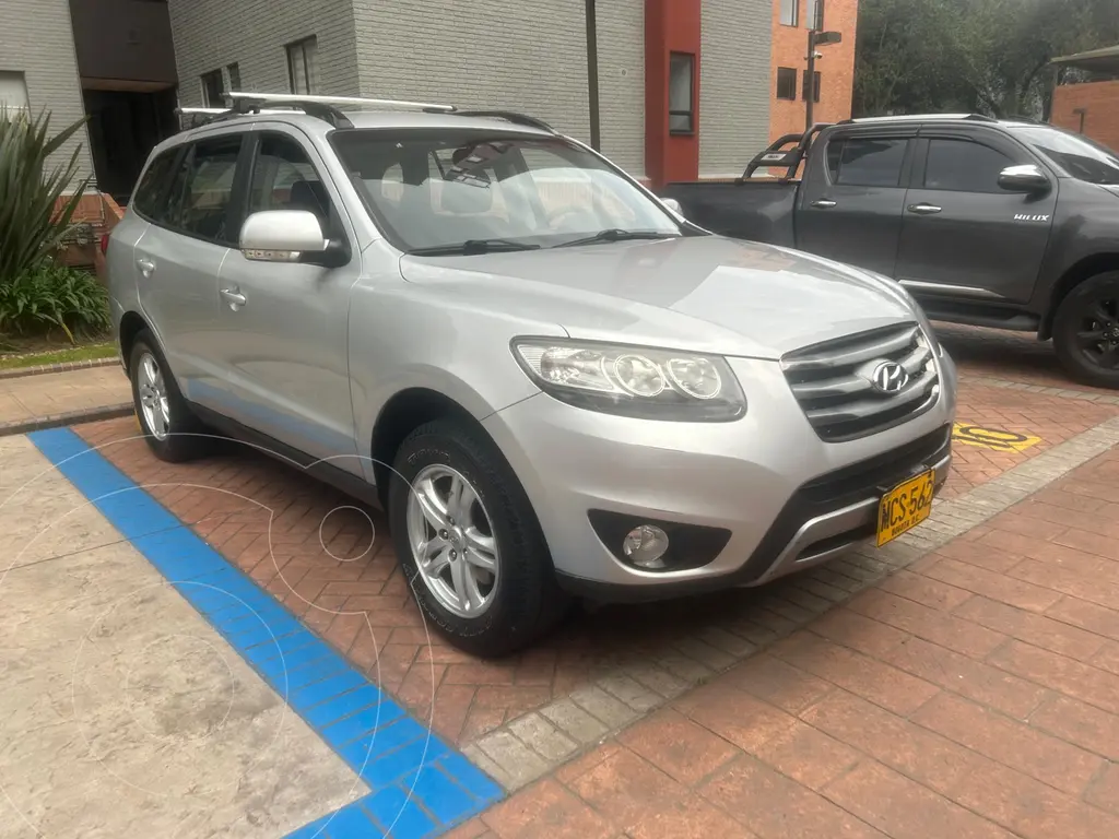 Hyundai Santa Fe 2.4 4x2 7 Pas. usado en Bogotá