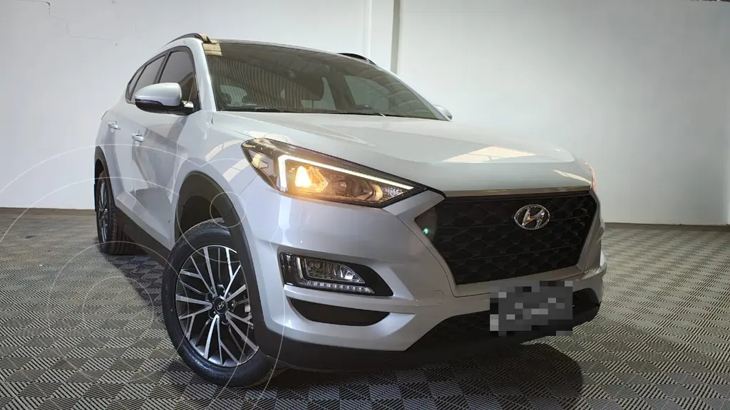 foto Hyundai Tucson 4x2 2.0 Aut usado (2020) color Gris Claro precio $37.044.000