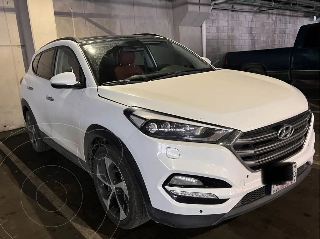 Hyundai Tucson Limited Tech usado (2018) color Blanco precio $205,000