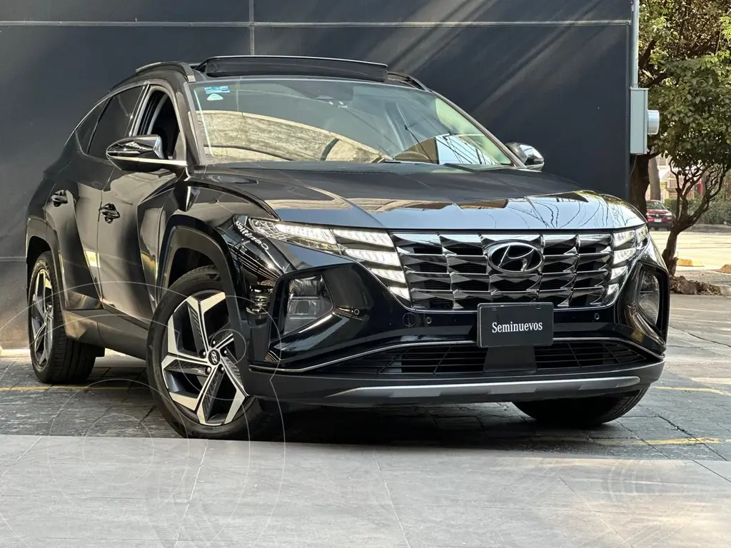 foto Hyundai Tucson Limited Tech usado (2023) color Negro precio $560,000