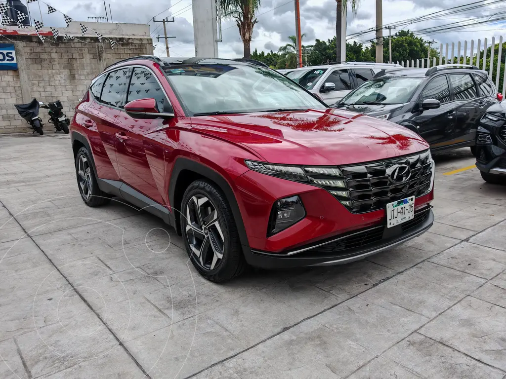 foto Hyundai Tucson Limited Tech usado (2023) color Rojo precio $569,000