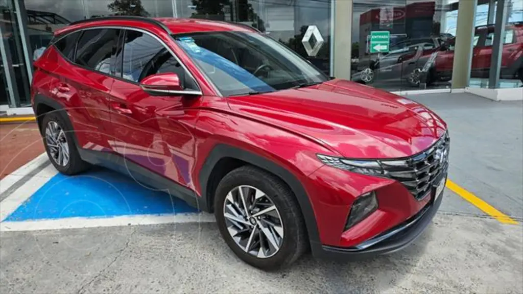 foto Hyundai Tucson GLS Premium usado (2023) color Rojo precio $445,000