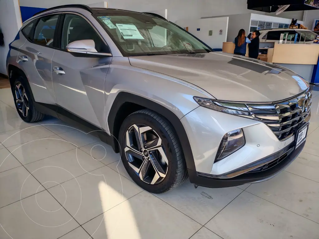 foto Hyundai Tucson Limited Tech usado (2023) color Gris precio $470,000