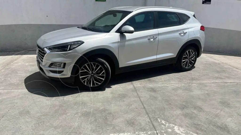 foto Hyundai Tucson Limited usado (2019) color Plata precio $389,000