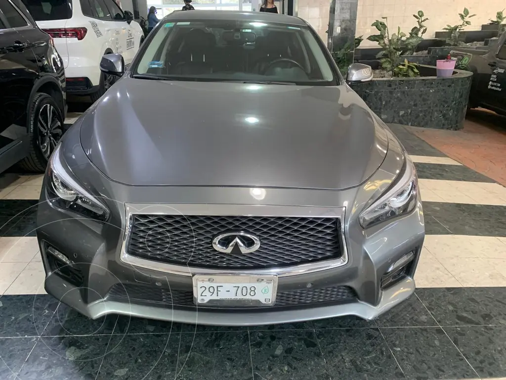 foto Infiniti Q50 Hybrid usado (2017) color Pólvora precio $339,000