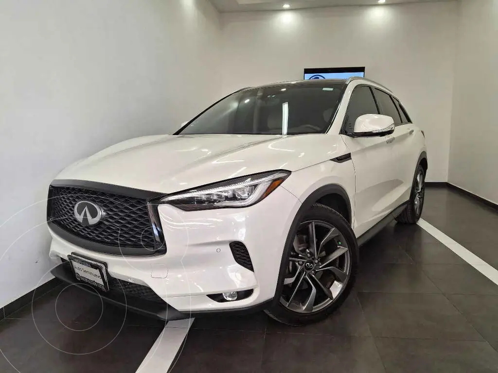 foto Infiniti QX50 Sensory Plus usado (2022) color Blanco precio $725,000