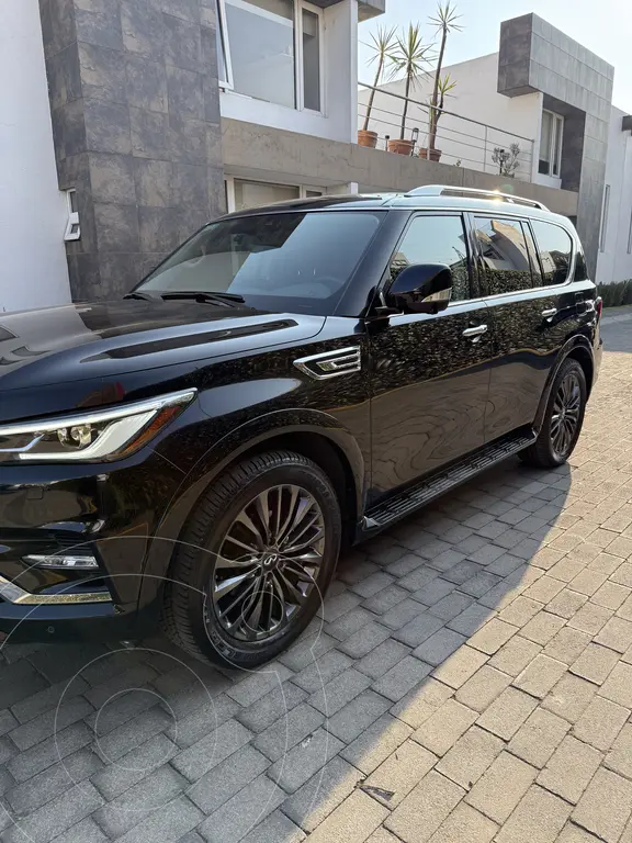 Infiniti QX80 4WD 8 Pasajeros 2023