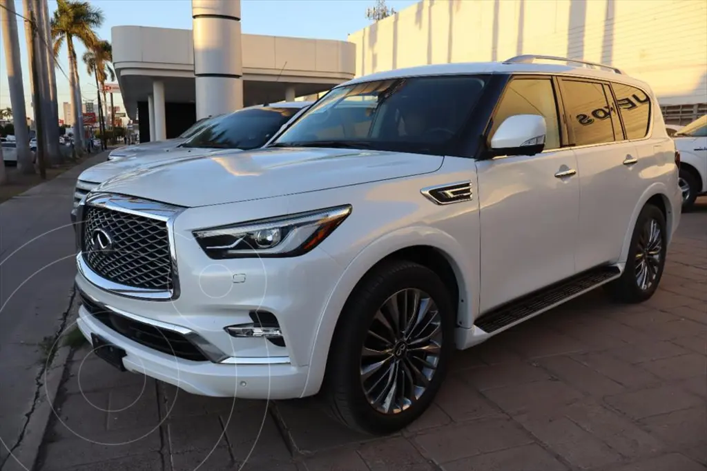 foto Infiniti QX80 4WD 8 Pasajeros usado (2021) color Blanco precio $919,000