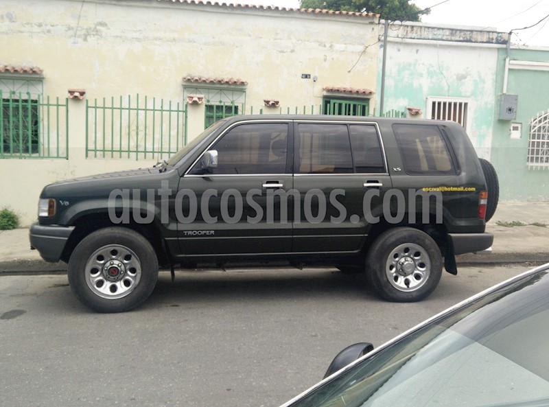 foto Isuzu Trooper Version sin siglas V6 3.2i 24V usado