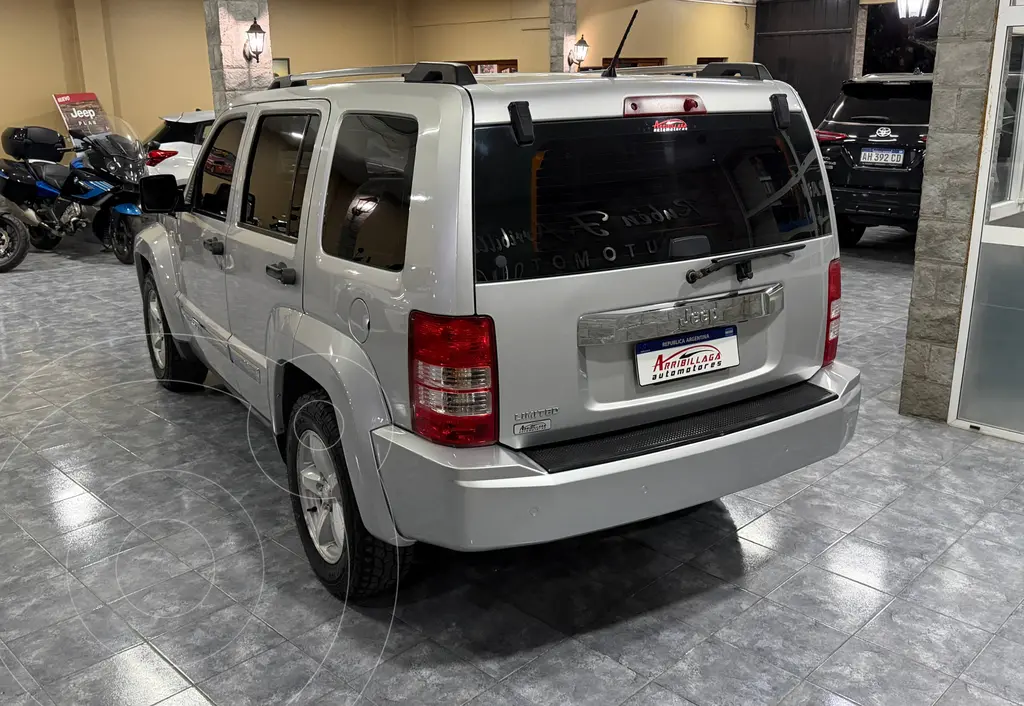 Jeep Cherokee Limited 3.7 Aut (3701 Cc) 2008 - foto 4