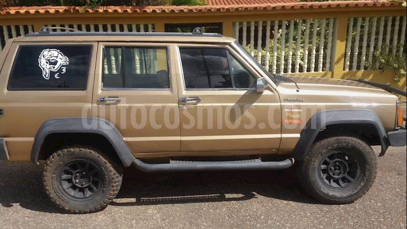 foto Jeep Cherokee Classic Auto. 4x4 usado