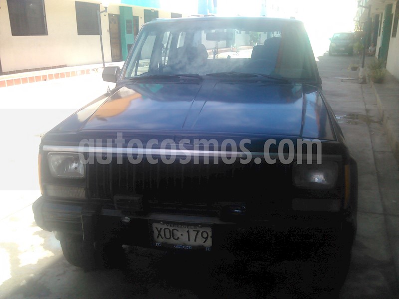 foto Jeep Cherokee Limited 4x4 usado