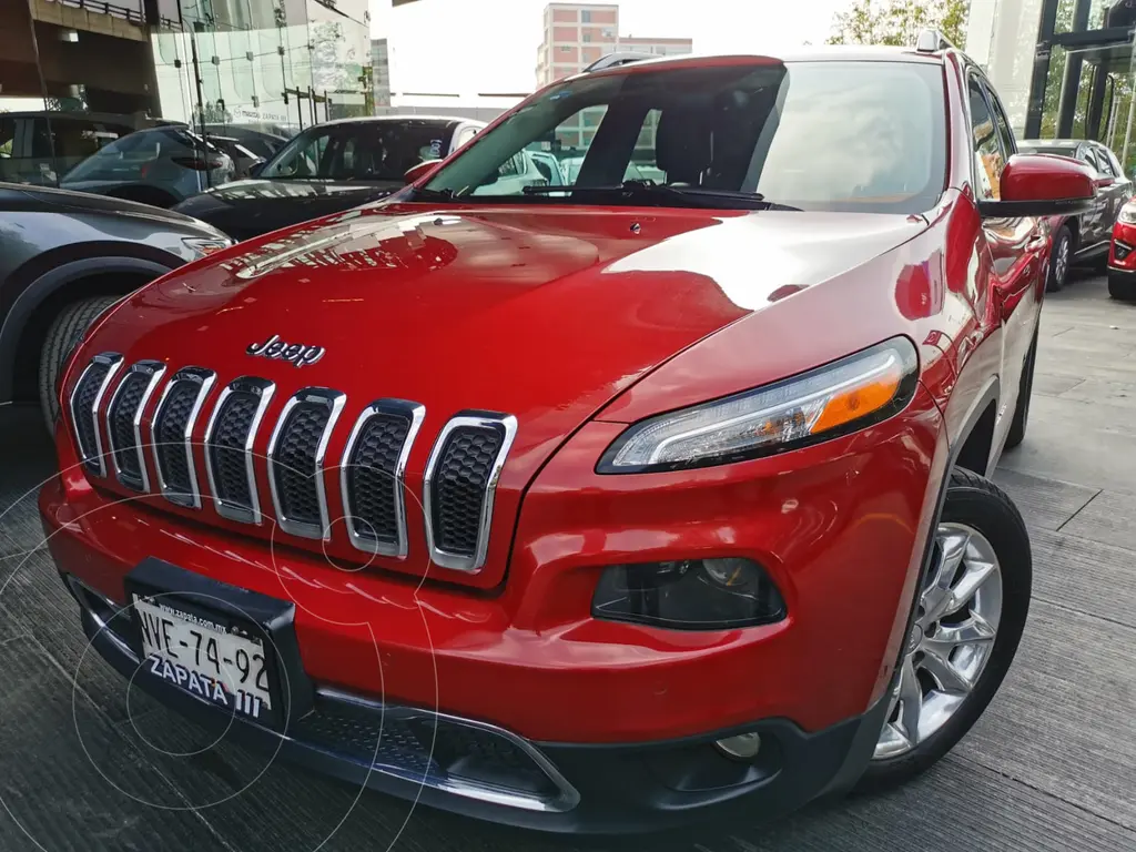 foto Jeep Cherokee Limited usado (2015) color Rojo Cerezo precio $310,000