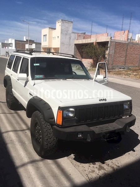 foto Jeep Cherokee Sport 4X4 usado
