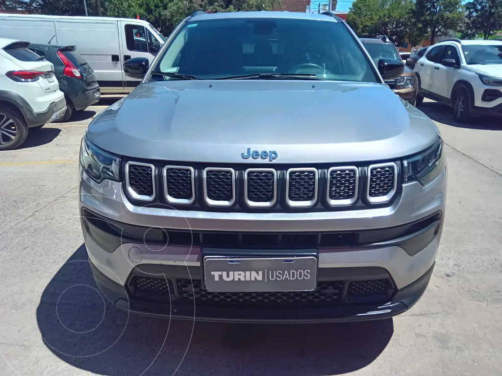 foto Jeep Compass 1.3 4x2 Sport Aut usado (2021) color Gris precio $34.500.000