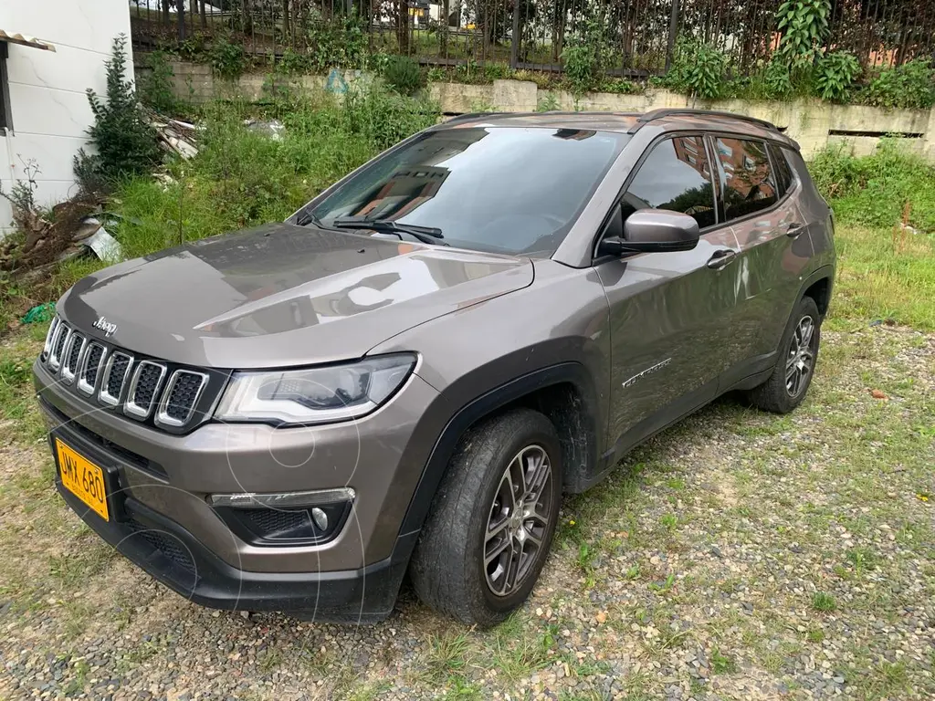 foto Jeep Compass 2.4L 4x2 Sport financiado en cuotas cuota inicial $15.700.000 cuotas desde $1.376.000