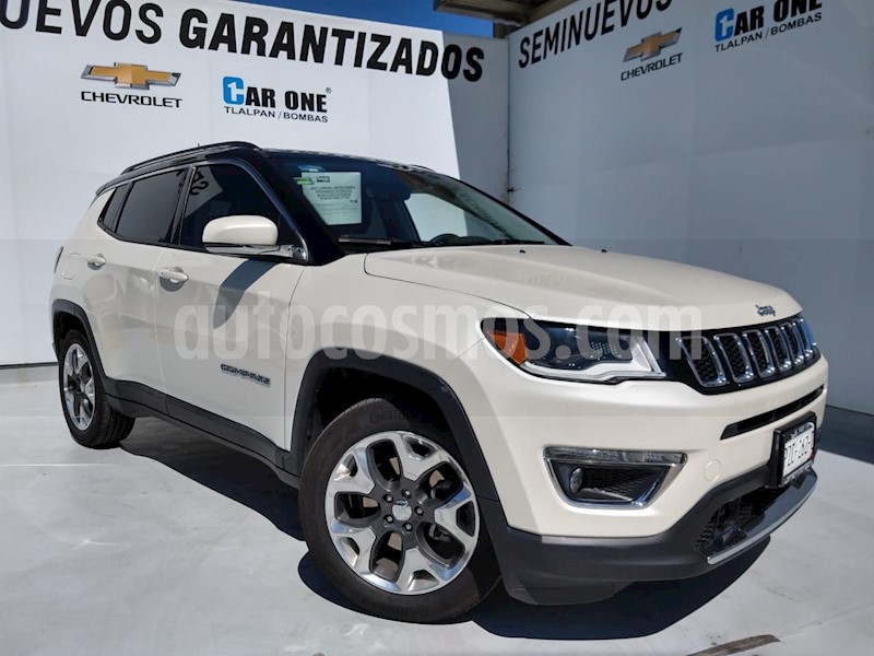 foto Jeep Compass Limited Premium usado (2019) color Blanco precio $440,500
